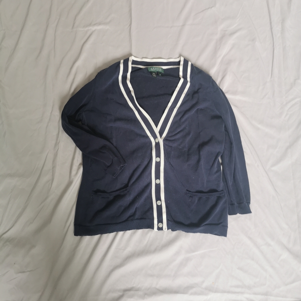 SOLD ‼️ Ralph Lauren cardigan